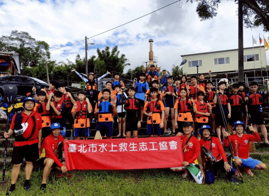 SUP體驗活動學什麼？不只是玩水，更是學習水域安全