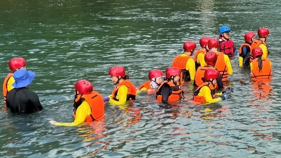 溪流戲水一定要穿救生衣嗎?為什麼不能省略?